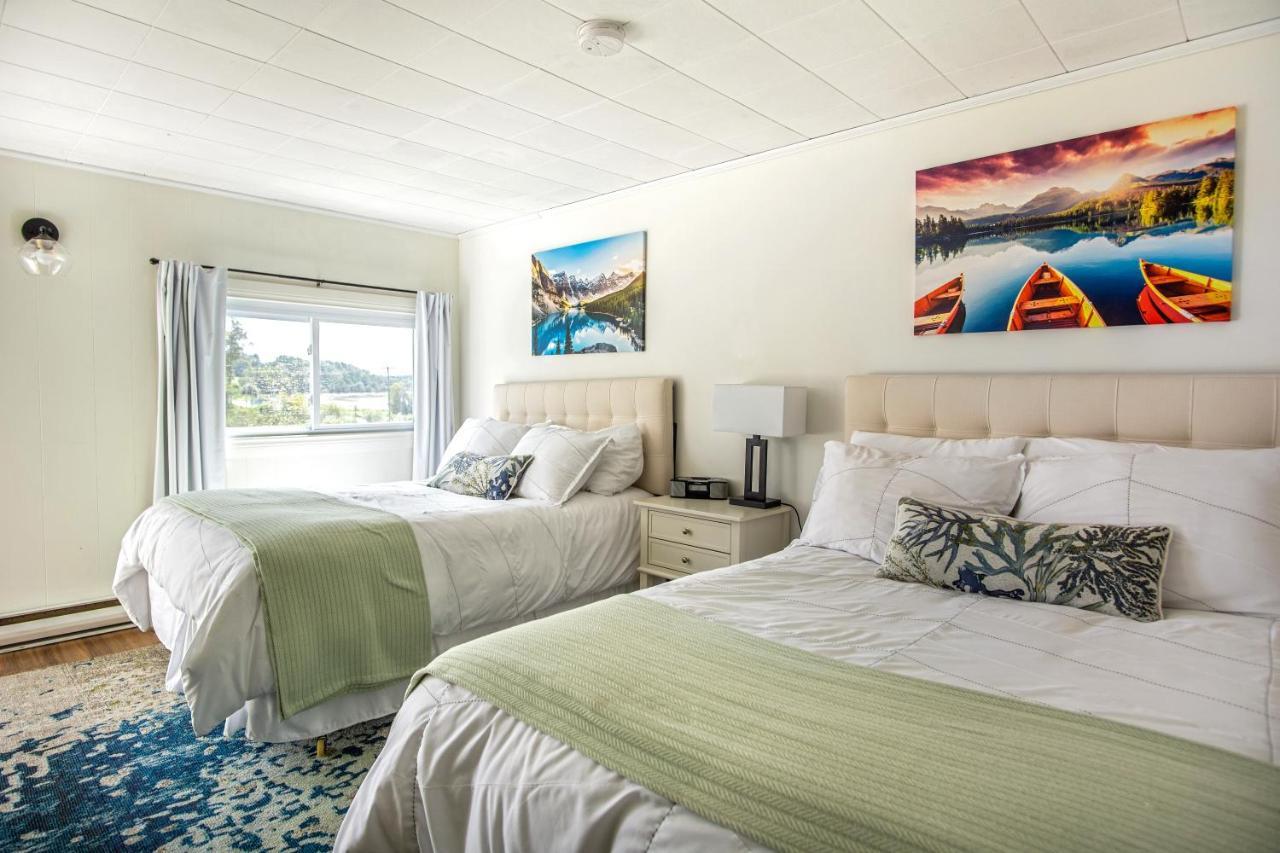Friars Bay Inn & Cottages Welshpool Dış mekan fotoğraf