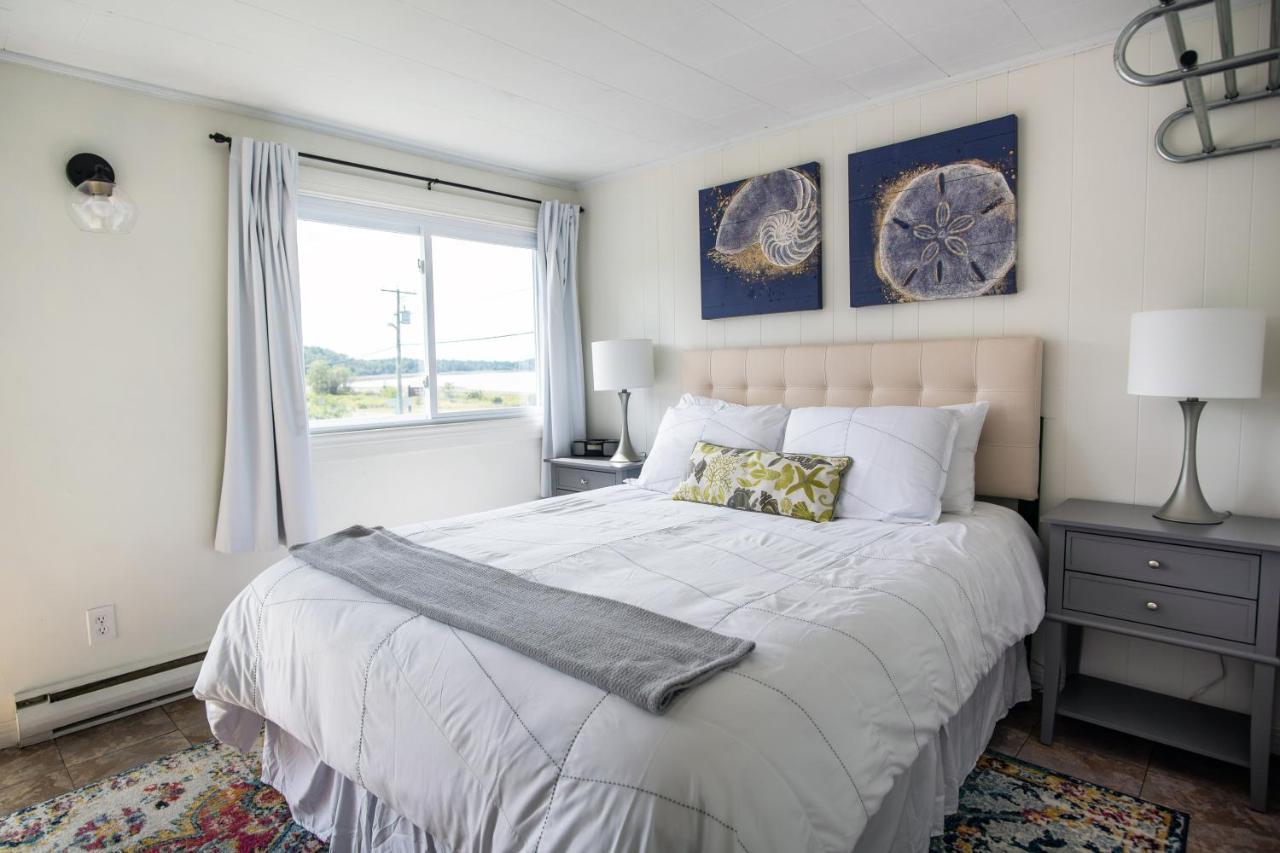 Friars Bay Inn & Cottages Welshpool Dış mekan fotoğraf